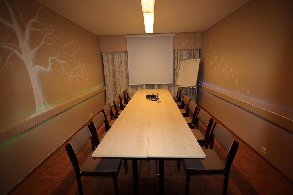 Hotel Aakenus Rovaniemi Ngoại thất bức ảnh