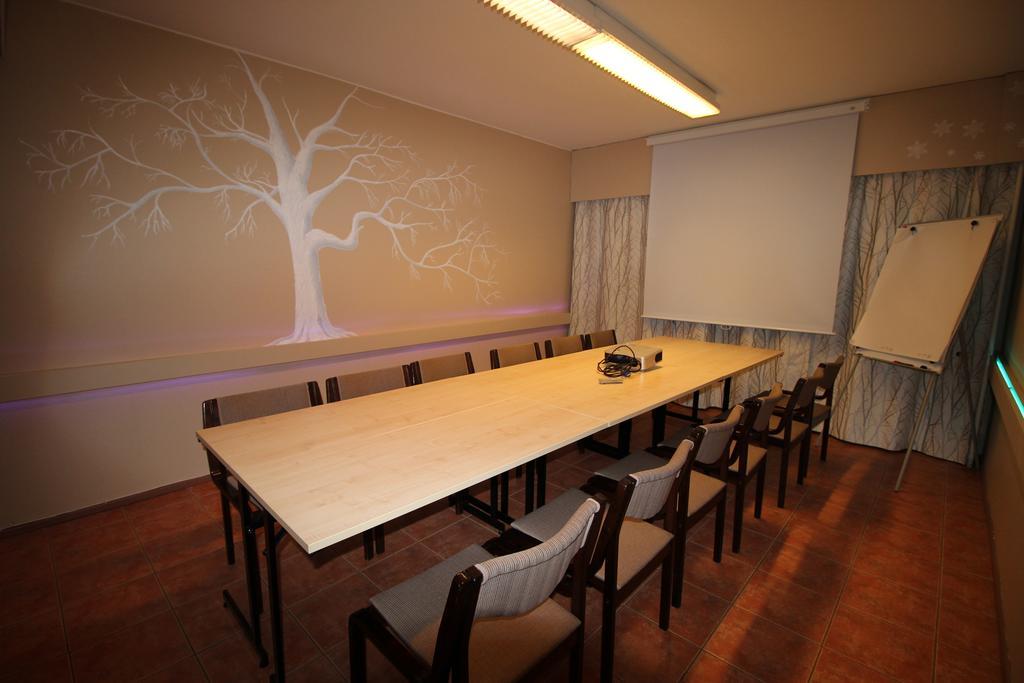 Hotel Aakenus Rovaniemi Ngoại thất bức ảnh