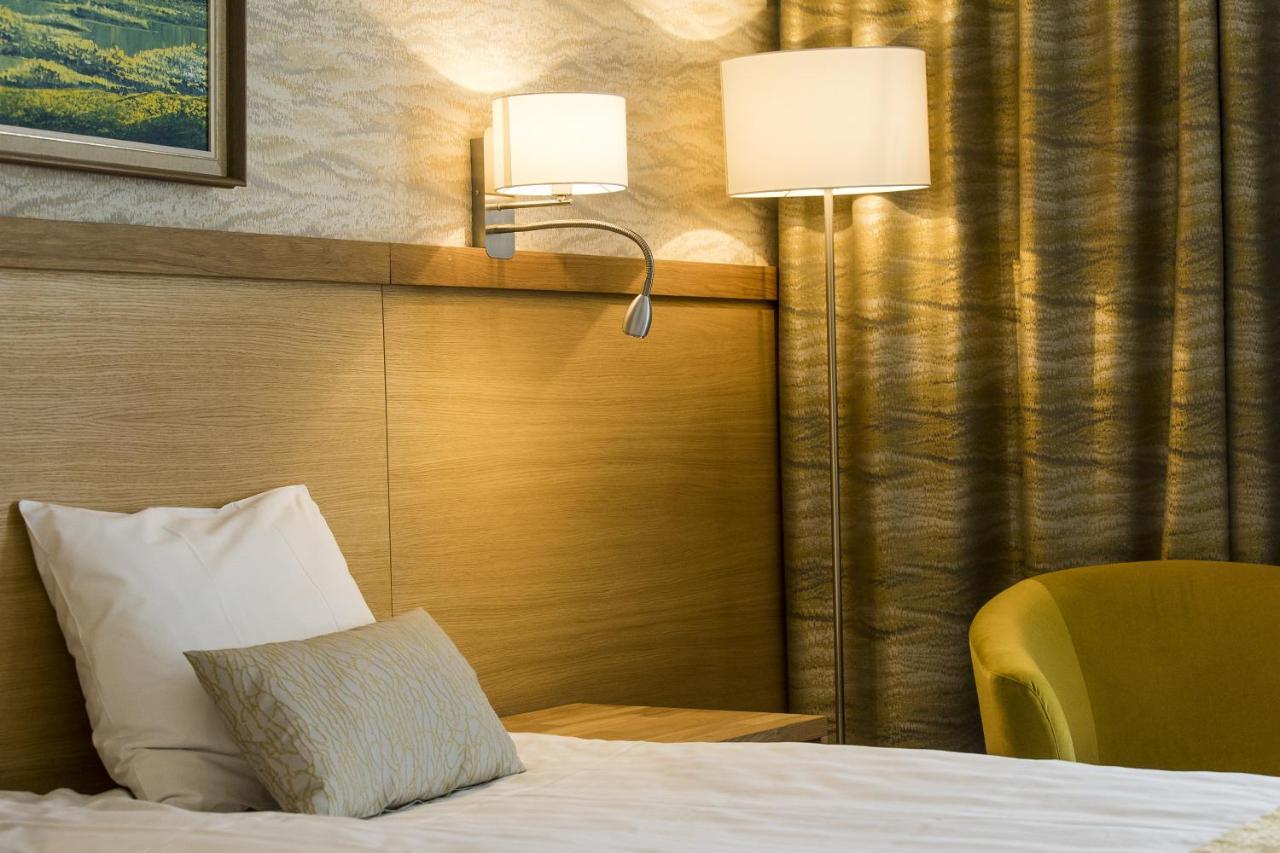 Hotel Aakenus Rovaniemi Ngoại thất bức ảnh