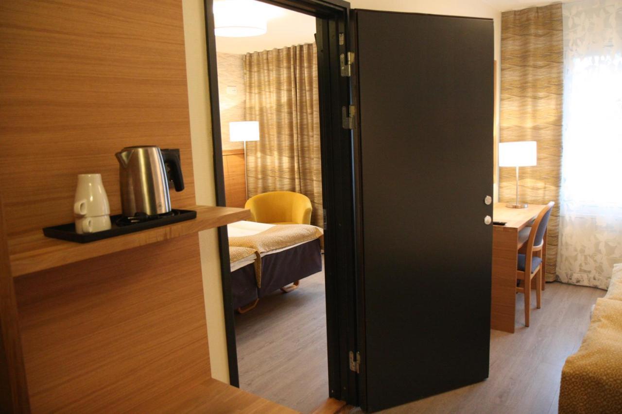 Hotel Aakenus Rovaniemi Ngoại thất bức ảnh