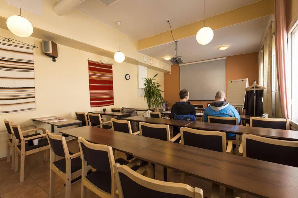 Hotel Aakenus Rovaniemi Ngoại thất bức ảnh